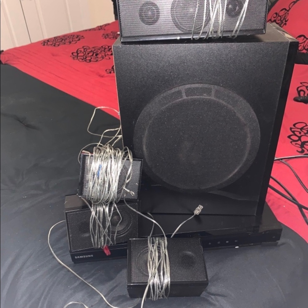 Samsung surround sound system